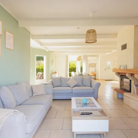 Montecristo, Clim, Piscine Privée, 300m. Villa